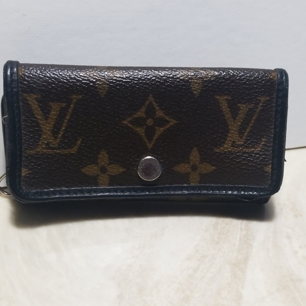 Louis Vuitton Key Holder